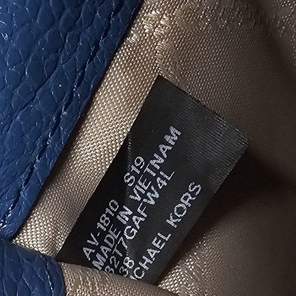 Michael Kors EUC Jet Set Travel Double Zip Wristlet Wallet Blue Pebbled Leather - Picture 9 of 9